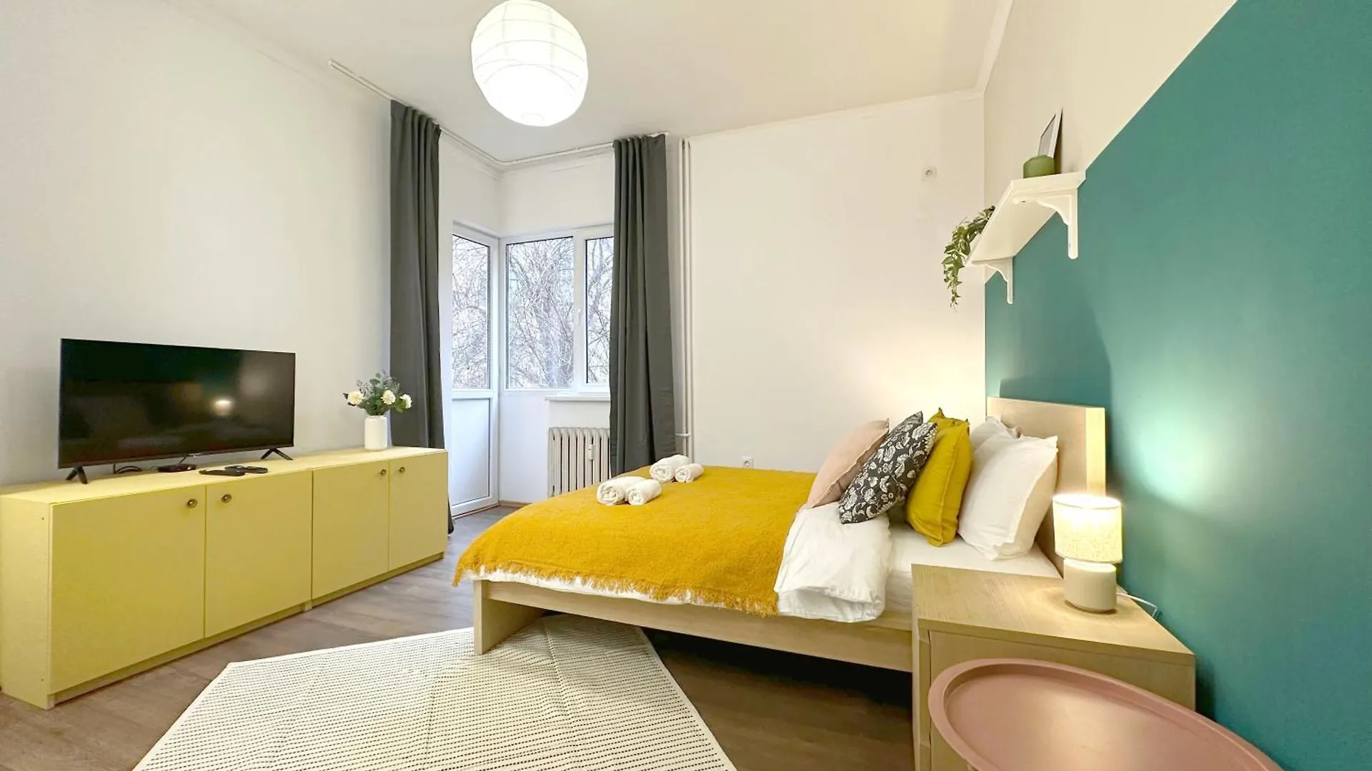 Apartment Aurora Abode - Top Center 1 Bdr Fast Wi-Fi Sofia