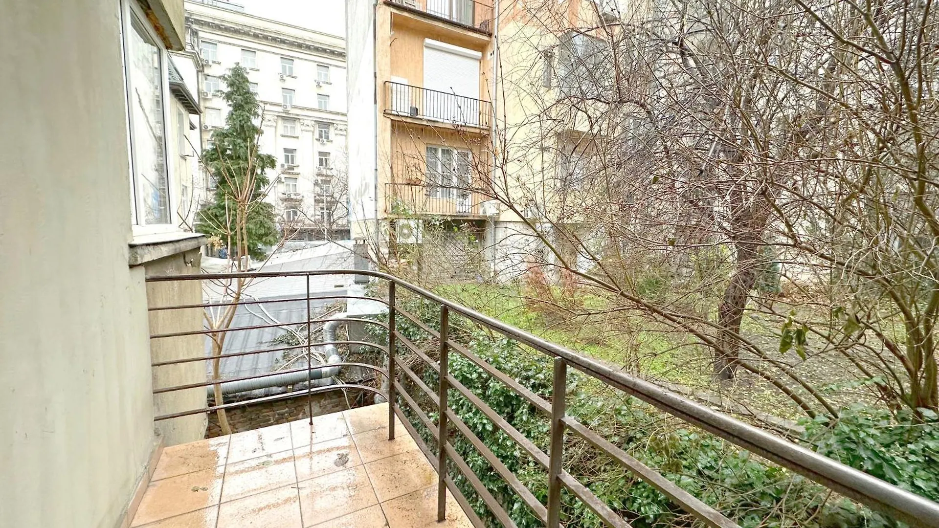 Aurora Abode - Top Center 1 Bdr Fast Wi-Fi Sofia 0*,  Bulgaria